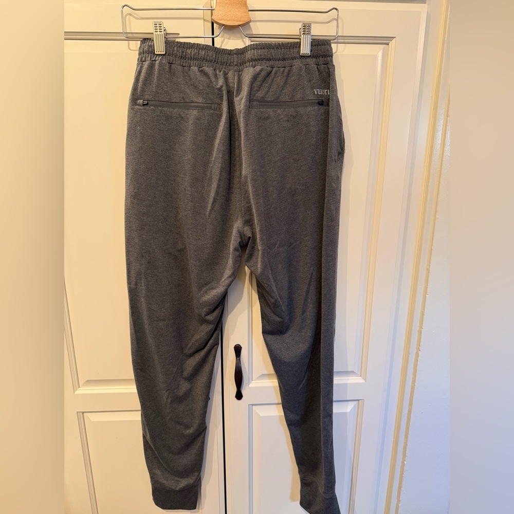 Vuori Sunday Performance Jogger Mens Small Charcoal Heather Zip Pocket - Picture 2 of 5